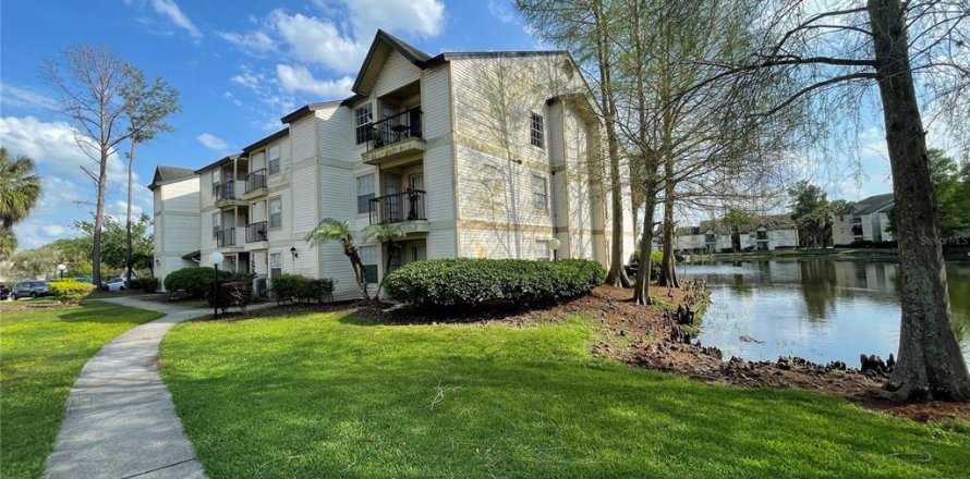 Condo in Orlando, Florida, 2 bedrooms № 2102786