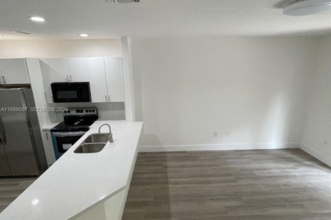 Купить кондоминиум в Дорал, Флорида 3 спальни, 131.92м2, № 2053156 - фото 9