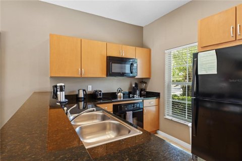 Touwnhouse à vendre à Kissimmee, Floride: 2 chambres, 107.86 m2 № 2109806 - photo 11