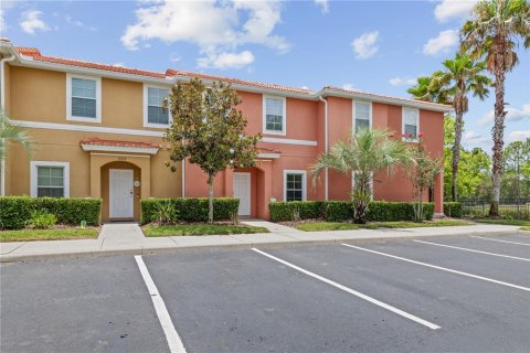 Touwnhouse à vendre à Kissimmee, Floride: 2 chambres, 107.86 m2 № 2109806 - photo 2