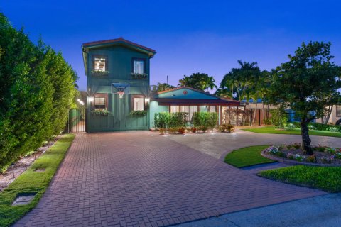Casa en Fort Lauderdale, Florida 3 dormitorios, 221.11 m2 № 2087260