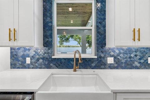 Casa en venta en Auburndale, Florida, 5 dormitorios, 342.62 m2 № 2221583 - foto 13