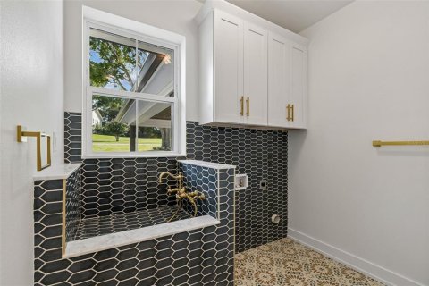 Casa en venta en Auburndale, Florida, 5 dormitorios, 342.62 m2 № 2221583 - foto 18