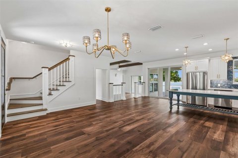 Casa en venta en Auburndale, Florida, 5 dormitorios, 342.62 m2 № 2221583 - foto 8