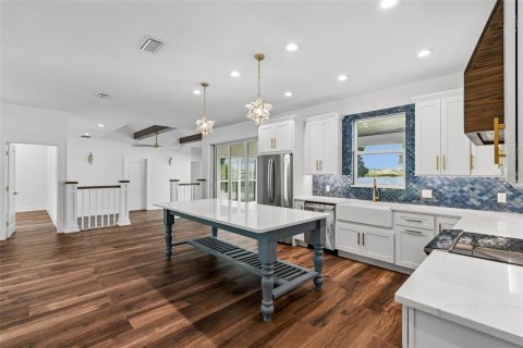 Casa en venta en Auburndale, Florida, 5 dormitorios, 342.62 m2 № 2221583 - foto 15