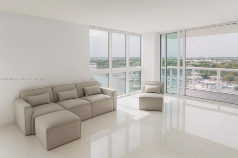Купить кондоминиум в Майами, Флорида 2 спальни, 94.95м2, № 1957536 - фото 6