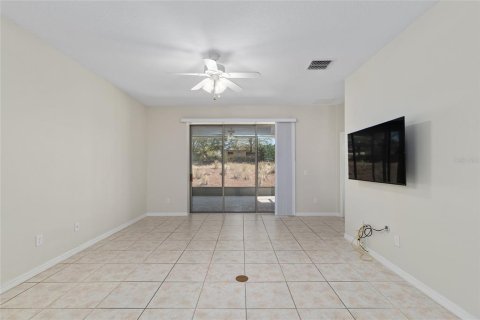 House in Ocala, Florida 2 bedrooms, 121.14 sq.m. № 1591129 - photo 18