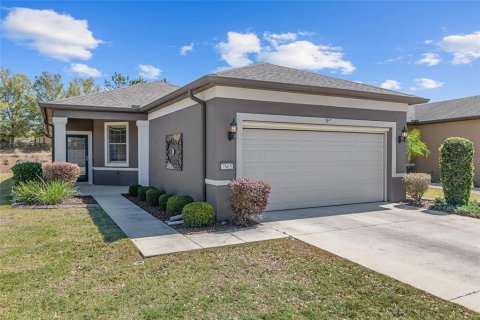 House in Ocala, Florida 2 bedrooms, 121.14 sq.m. № 1591129 - photo 2