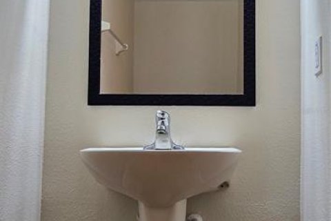 Adosado en alquiler en Orlando, Florida, 3 dormitorios, 173.91 m2 № 1917409 - foto 6