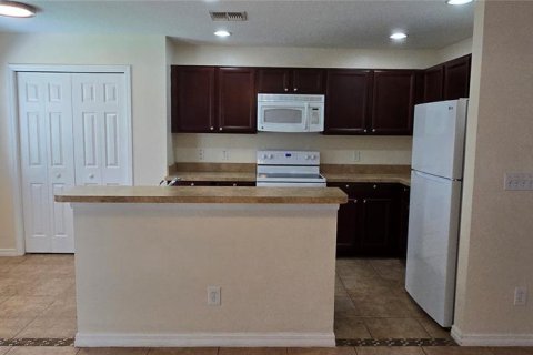 Adosado en alquiler en Orlando, Florida, 3 dormitorios, 173.91 m2 № 1917409 - foto 4