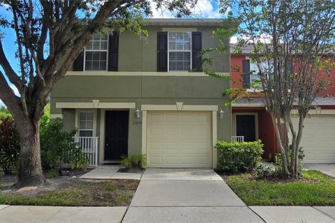 Adosado en alquiler en Orlando, Florida, 3 dormitorios, 173.91 m2 № 1917409 - foto 1