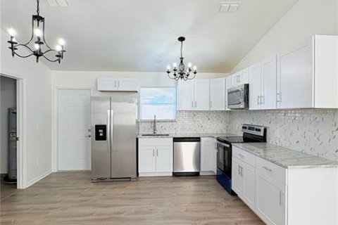 House in Ocala, Florida 3 bedrooms, 94.48 sq.m. № 1837471 - photo 6