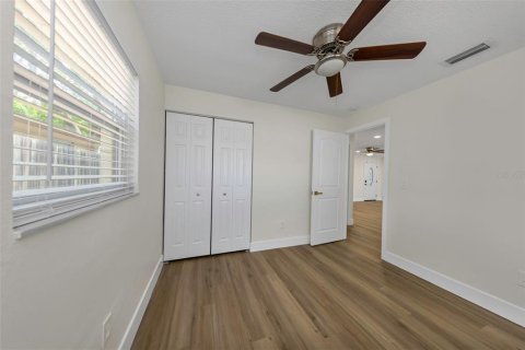 Casa en venta en Clearwater, Florida, 3 dormitorios, 94.11 m2 № 2200117 - foto 23
