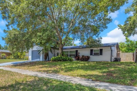 Casa en Clearwater, Florida 3 dormitorios, 94.11 m2 № 2200117