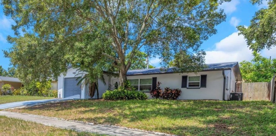 Casa en Clearwater, Florida 3 dormitorios, 94.11 m2 № 2200117