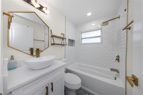 Casa en venta en Clearwater, Florida, 3 dormitorios, 94.11 m2 № 2200117 - foto 20