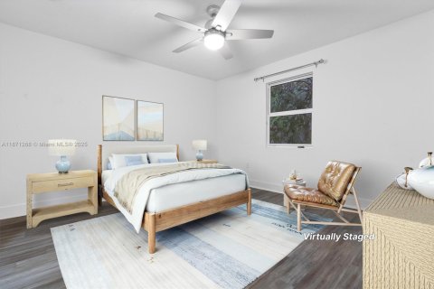 House in Davie, Florida 3 bedrooms, 155.33 sq.m. № 1929380 - photo 20