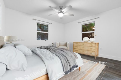 House in Davie, Florida 3 bedrooms, 155.33 sq.m. № 1929380 - photo 16