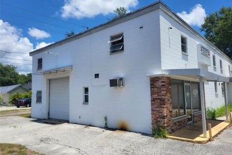 Commercial property in Saint Petersburg, Florida 392.98 sq.m. № 1688416 - photo 2