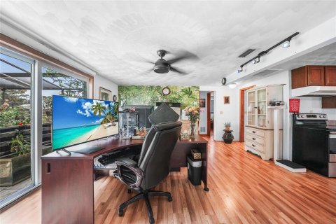 House in Englewood, Florida 2 bedrooms, 72.46 sq.m. № 1677837 - photo 10