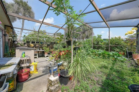 House in Englewood, Florida 2 bedrooms, 72.46 sq.m. № 1677837 - photo 21