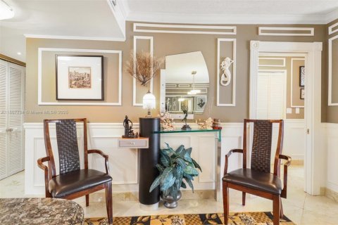 Copropriété à vendre à Hallandale Beach, Floride: 1 chambre, 120.77 m2 № 1869983 - photo 4