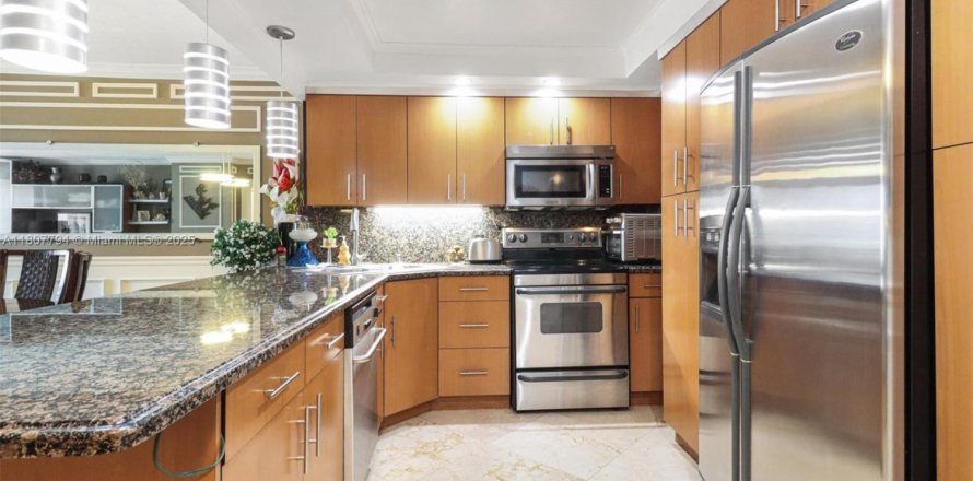 Condo à Hallandale Beach, Floride, 1 chambre  № 1869983
