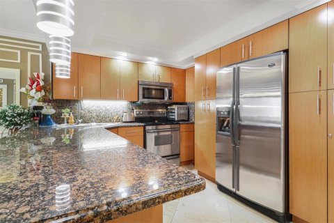 Copropriété à vendre à Hallandale Beach, Floride: 1 chambre, 120.77 m2 № 1869983 - photo 2