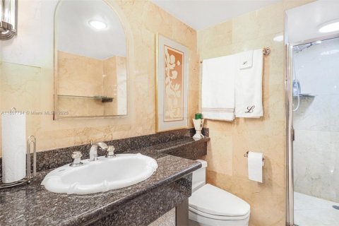 Copropriété à vendre à Hallandale Beach, Floride: 1 chambre, 120.77 m2 № 1869983 - photo 10