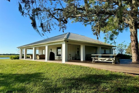 Villa ou maison à Okeechobee, Floride 6 chambres, 141.77 m2 № 2146565