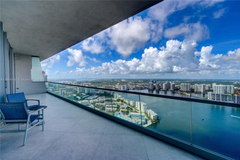 Copropriété à louer à Sunny Isles Beach, Floride: 4 chambres, 336.77 m2 № 2057606 - photo 22