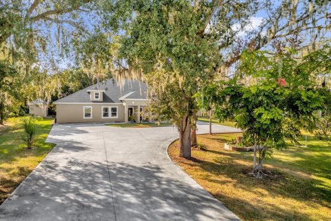 Immobilier commercial à vendre à Kissimmee, Floride: 6 chambres, 321.44 m2 № 2136110 - photo 3