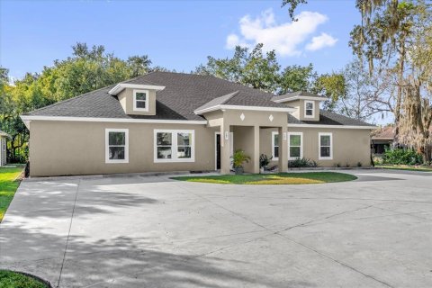 Immobilier commercial à vendre à Kissimmee, Floride: 6 chambres, 321.44 m2 № 2136110 - photo 23