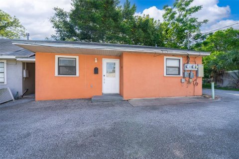 Appartement à louer à Orlando, Floride: 2 chambres, 83.61 m2 № 1829086 - photo 1