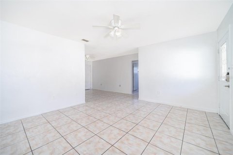 Appartement à louer à Orlando, Floride: 2 chambres, 83.61 m2 № 1829086 - photo 5