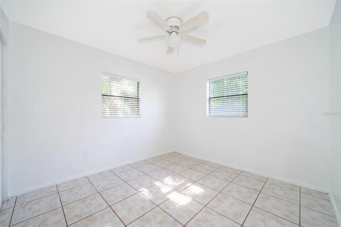 Appartement à louer à Orlando, Floride: 2 chambres, 83.61 m2 № 1829086 - photo 13