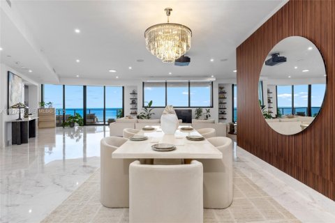 Condominio en venta en Sunny Isles Beach, Florida, 4 dormitorios, 385.92 m2 № 2077156 - foto 9