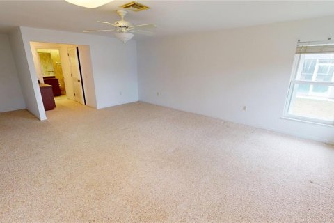 House in Punta Gorda, Florida 4 bedrooms, 248.33 sq.m. № 1565013 - photo 22