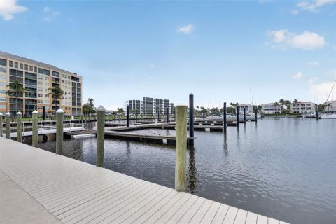 Condo in Punta Gorda, Florida, 3 bedrooms  № 2097206 - photo 27