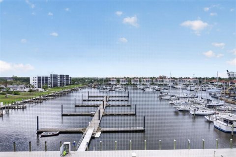 Condo in Punta Gorda, Florida, 3 bedrooms  № 2097206 - photo 30