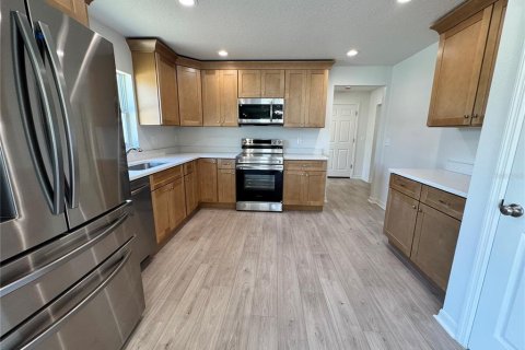 Casa en venta en Zephyrhills, Florida, 3 dormitorios, 138.42 m2 № 2218929 - foto 19