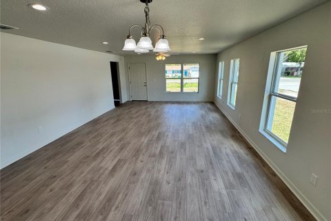 Casa en venta en Zephyrhills, Florida, 3 dormitorios, 138.42 m2 № 2218929 - foto 27