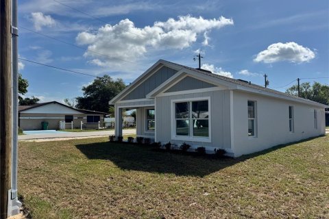 Casa en venta en Zephyrhills, Florida, 3 dormitorios, 138.42 m2 № 2218929 - foto 3