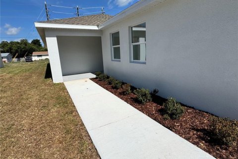 Casa en venta en Zephyrhills, Florida, 3 dormitorios, 138.42 m2 № 2218929 - foto 9