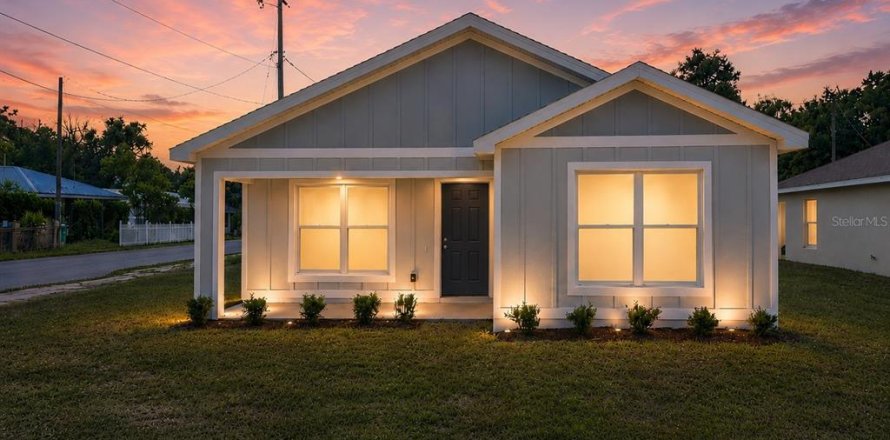 Casa en Zephyrhills, Florida 3 dormitorios, 138.42 m2 № 2218929