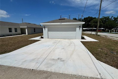 Casa en venta en Zephyrhills, Florida, 3 dormitorios, 138.42 m2 № 2218929 - foto 14