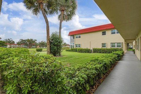 Condo in Vero Beach, Florida, 1 bedroom  № 1777233 - photo 24