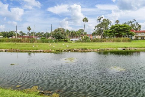 Condo in Vero Beach, Florida, 1 bedroom  № 1777233 - photo 16