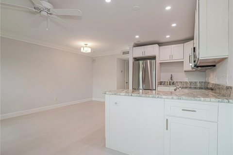 Condo in Vero Beach, Florida, 1 bedroom  № 1777233 - photo 14