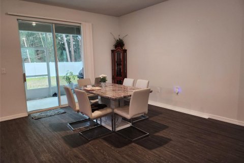 House in Palm Bay, Florida 3 bedrooms, 155.61 sq.m. № 2170093 - photo 4